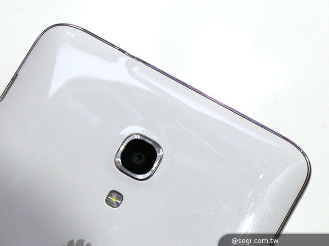 華為Ascend Mate 2 4G推高通、海思雙版本【CES 2014】