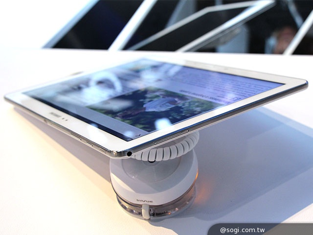 新介面、高規格 三星TabPRO 10.1/8.4跨海動手玩【CES 2014】