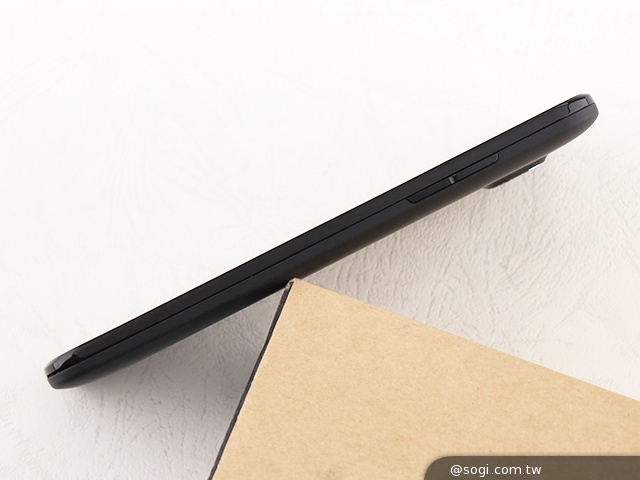 5吋雙卡國民享樂機 GSmart Alto A2實測