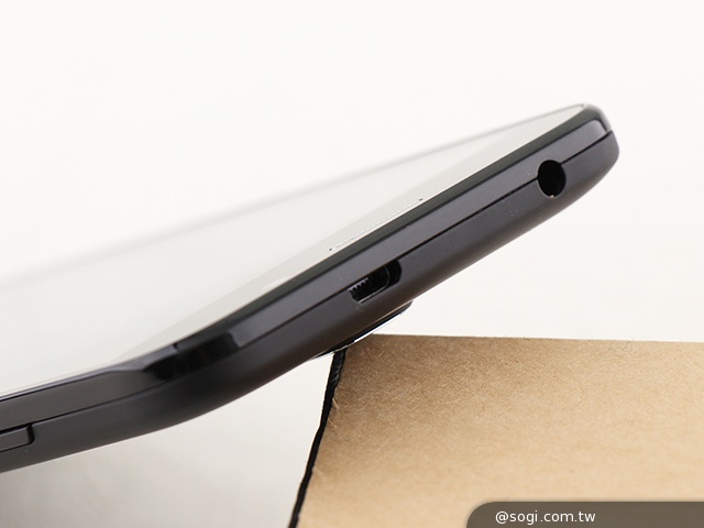 5吋雙卡國民享樂機 GSmart Alto A2實測