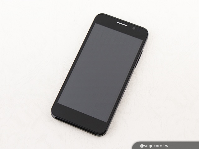 5吋雙卡國民享樂機 GSmart Alto A2實測