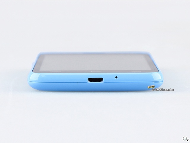 多彩靚亮雙核入門機 TWM Amazing A5C