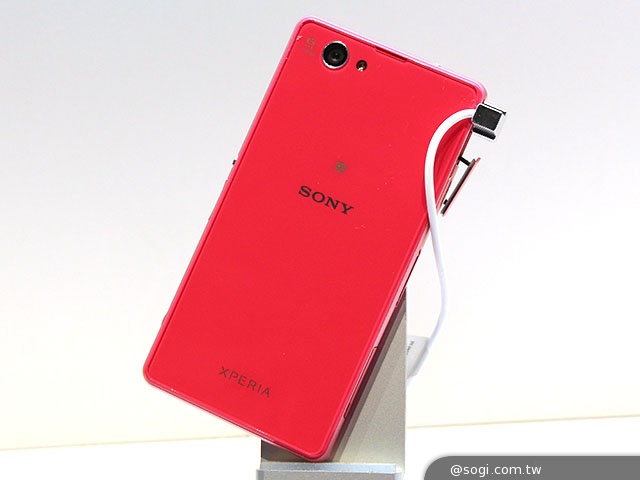 Sony可愛音樂祭來襲！Z1 Compact狹40位萌妹登台亮相