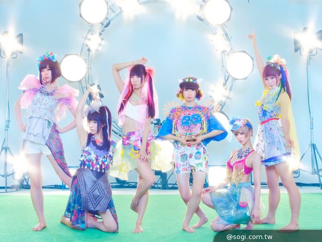 Sony可愛音樂祭來襲！Z1 Compact狹40位萌妹登台亮相