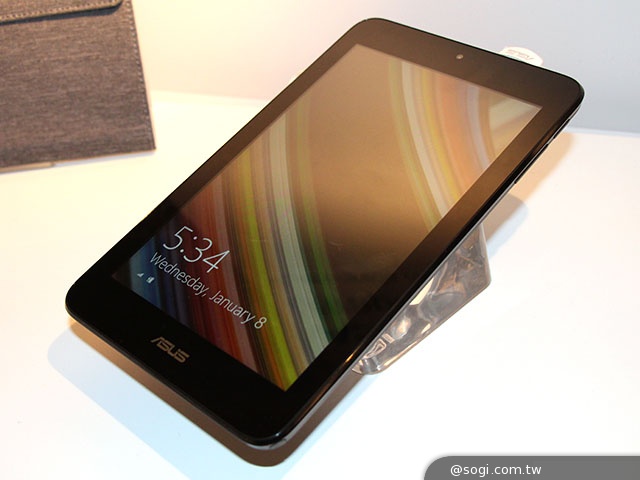 8吋微軟四核平板ASUS VivoTab Note 8動手玩【CES 2014】