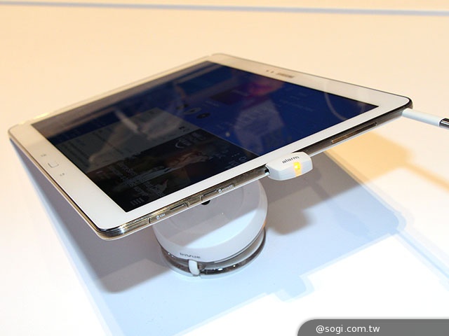 三星GALAXY NotePRO 12.2動手玩＆效能實測【CES 2014】
