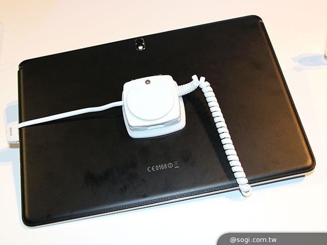 三星GALAXY NotePRO 12.2動手玩＆效能實測【CES 2014】