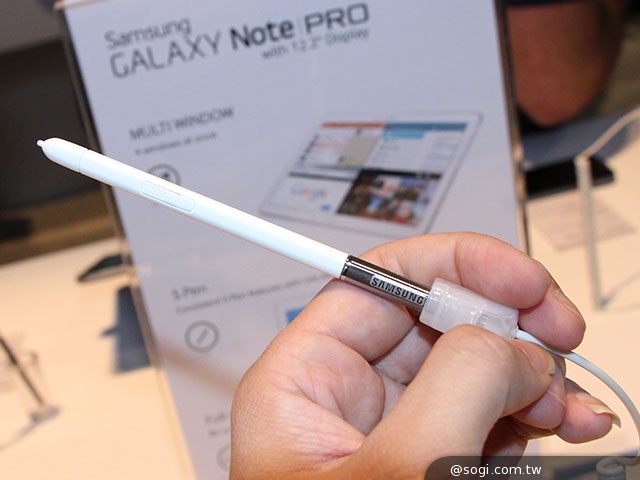 三星GALAXY NotePRO 12.2動手玩＆效能實測【CES 2014】