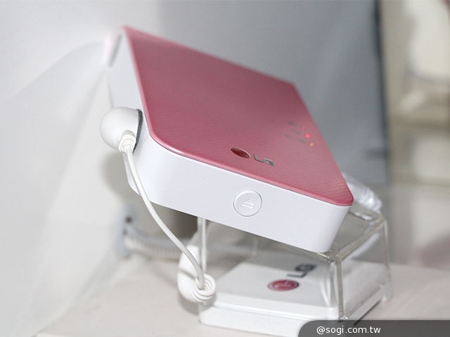 第三代LG Pocket Photo亮相 1/14火速登台【CES 2014】