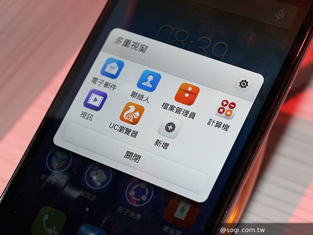 號稱上網最快 Lenovo VIBE Z智慧機LTE-A國際版動手玩【CES 2014】