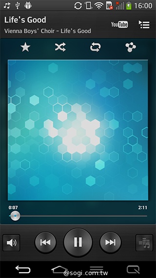 6吋可彎曲手機 LG G Flex功能大解析
