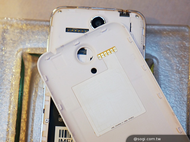 VOVO V11魔術機發表 背面可觸控 上市優惠5千有找