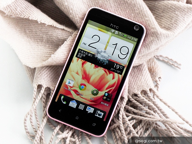 英倫風格 平價輕智慧 HTC Desire 501