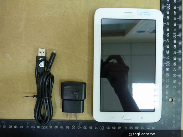 三星GALAXY Tab 3 Lite外型曝光 3G版現身NCC 三星GALAXY Tab 3 Lite外型曝光 3G版現身NCC