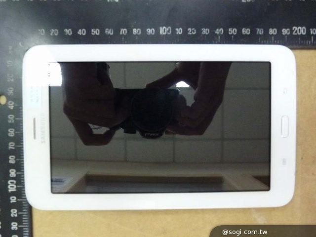三星GALAXY Tab 3 Lite外型曝光 3G版現身NCC 三星GALAXY Tab 3 Lite外型曝光 3G版現身NCC
