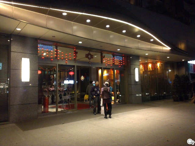 英倫風格 平價輕智慧 HTC Desire 501