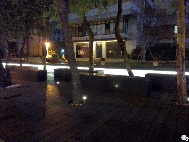 英倫風格 平價輕智慧 HTC Desire 501