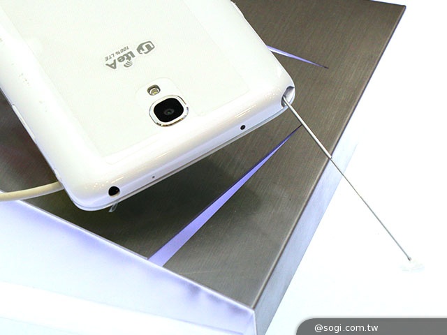 主打4:3螢幕比例！5.2吋四核LTE-A智慧機LG Vu3韓國體驗