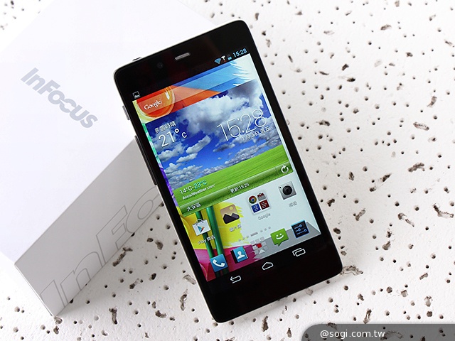 CP值破表的國產平價旗艦 InFocus IN815玩色機