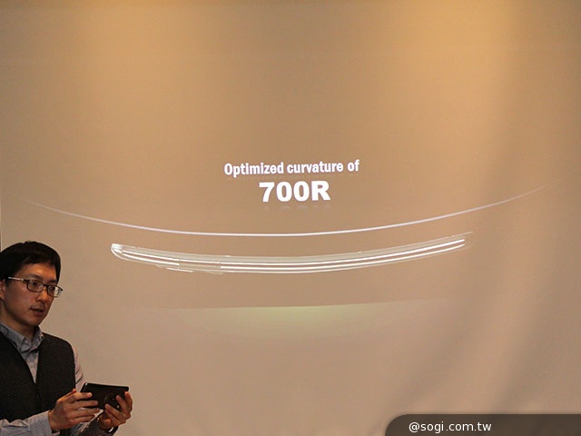 樂金R&D總部直擊!LG G Flex彎曲手機設計揭祕 樂金R&D總部直擊!LG G Flex彎曲手機設計揭祕