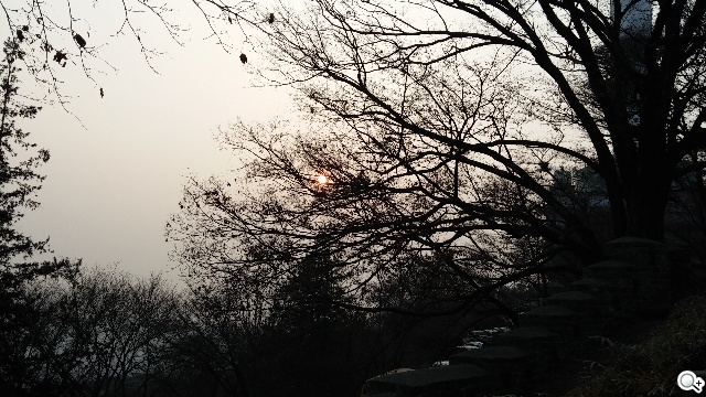 6吋可彎曲手機 LG G Flex功能大解析