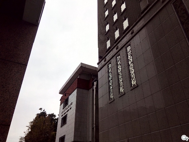 自拍神器!13MP旋轉鏡頭手機G-PLUS E7 mini速測 自拍神器!13MP旋轉鏡頭手機G-PLUS E7 mini速測