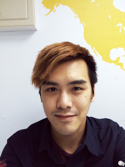 自拍神器!13MP旋轉鏡頭手機G-PLUS E7 mini速測 自拍神器!13MP旋轉鏡頭手機G-PLUS E7 mini速測