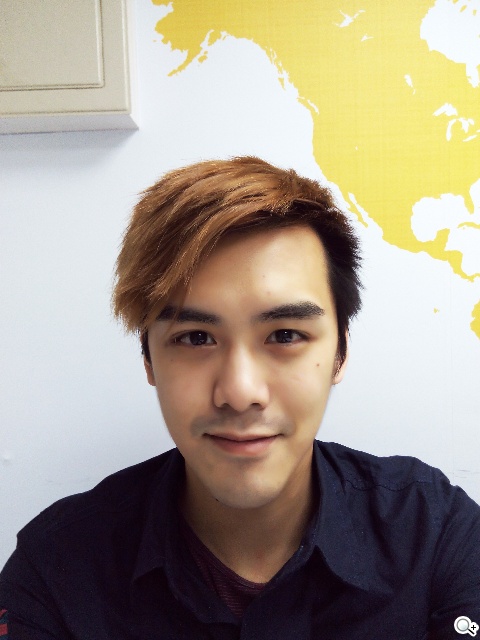 自拍神器!13MP旋轉鏡頭手機G-PLUS E7 mini速測 自拍神器!13MP旋轉鏡頭手機G-PLUS E7 mini速測