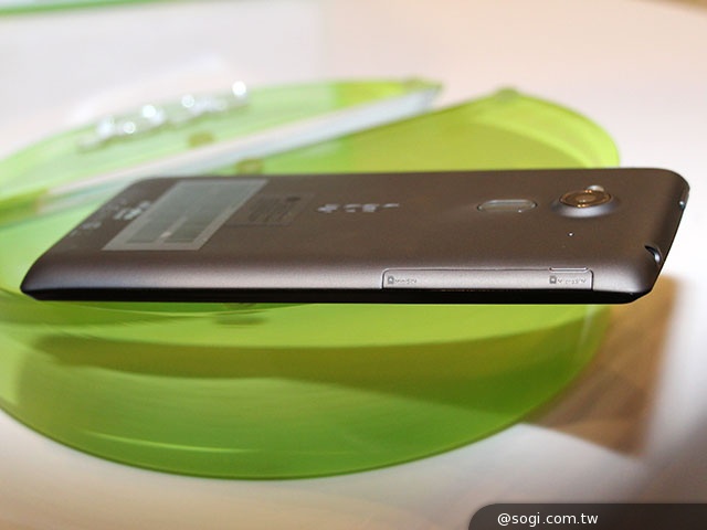 宏碁推5吋入門雙卡機Acer Liquid Z5 中華月繳533元 手機0元