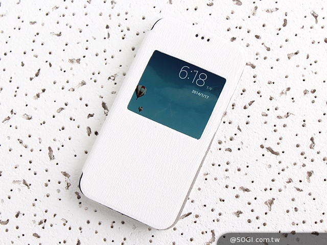 雙面觸控平價選擇 VOVO V11魔術機