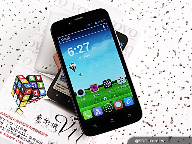 雙面觸控平價選擇 VOVO V11魔術機