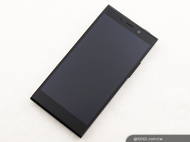 高規平價智慧手機新選擇 G-PLUS E7