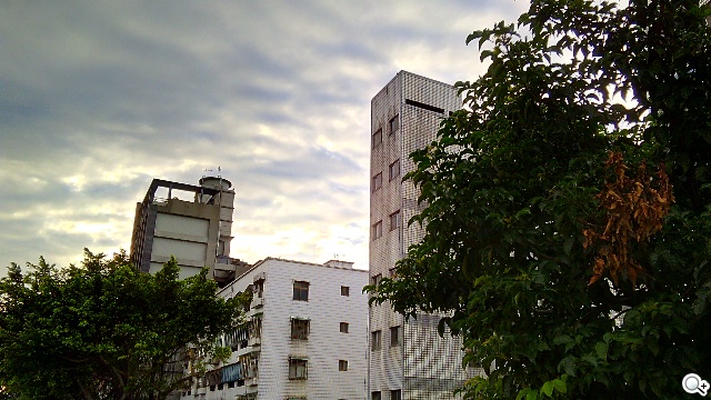 5吋雙卡入門機Acer Liquid Z5 首創快易鍵功能