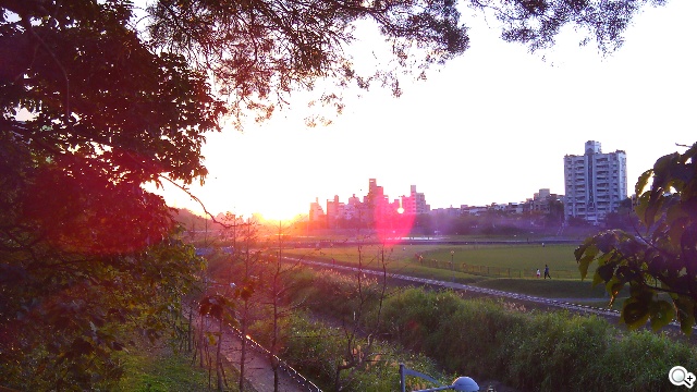 5吋雙卡入門機Acer Liquid Z5 首創快易鍵功能