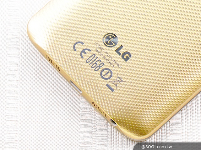LG G2璀璨金新色 彰顯時尚尊爵氣息