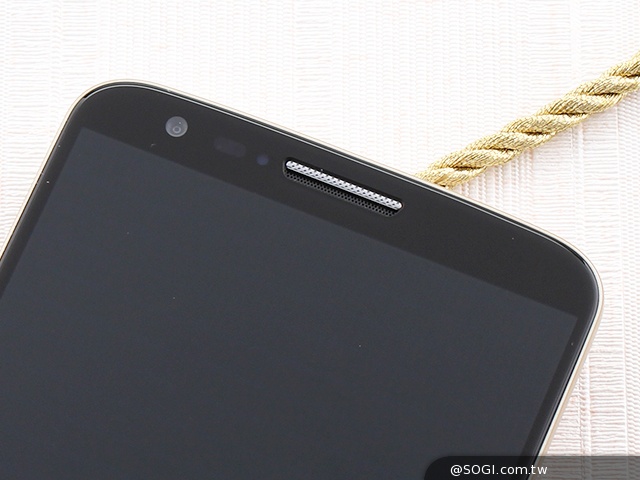 LG G2璀璨金新色 彰顯時尚尊爵氣息