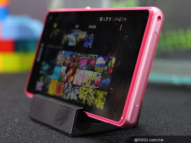 索尼逆襲！Xperia Z1 Compact輕旗艦 空機不到1萬6