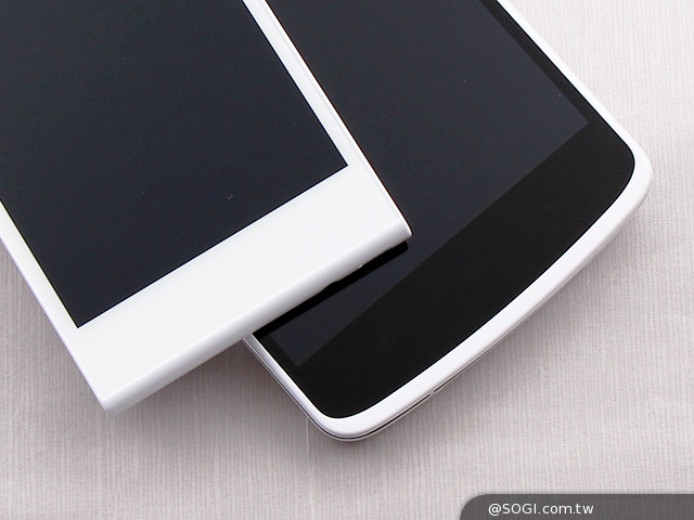 翻轉鏡頭自拍手機OPPO N1、G-PLUS E7mini外觀比拼