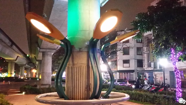 5.25吋平價中階雙卡機 三星GALAXY Grand 2