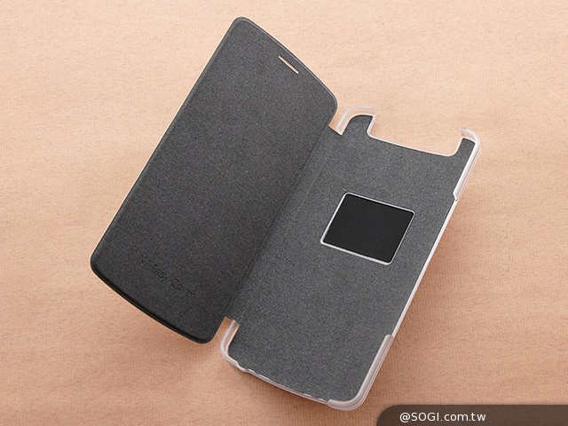 OPPO N1實測！206度隨意翻轉鏡頭、自拍巨屏靓機體驗