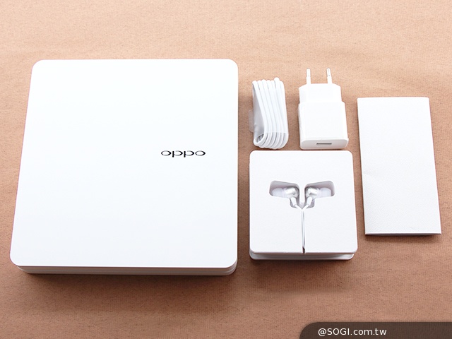 OPPO N1實測！206度隨意翻轉鏡頭、自拍巨屏靓機體驗