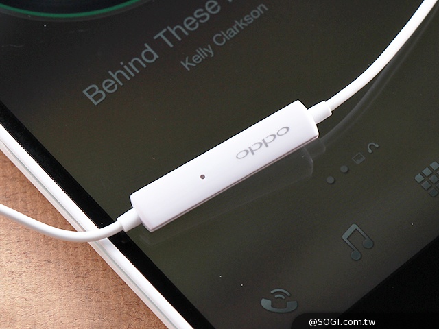 OPPO N1實測！206度隨意翻轉鏡頭、自拍巨屏靓機體驗