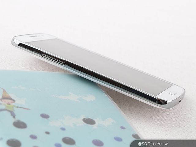 5.25吋平價中階雙卡機 三星GALAXY Grand 2