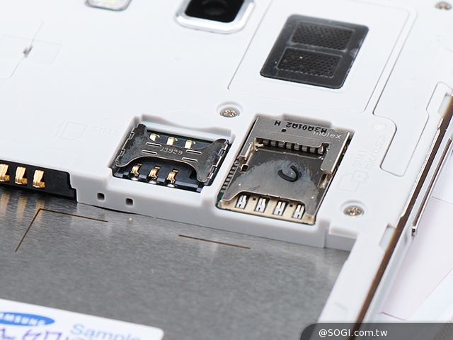 5.25吋平價中階雙卡機 三星GALAXY Grand 2