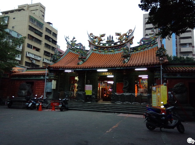 OPPO N1實測！206度隨意翻轉鏡頭、自拍巨屏靓機體驗