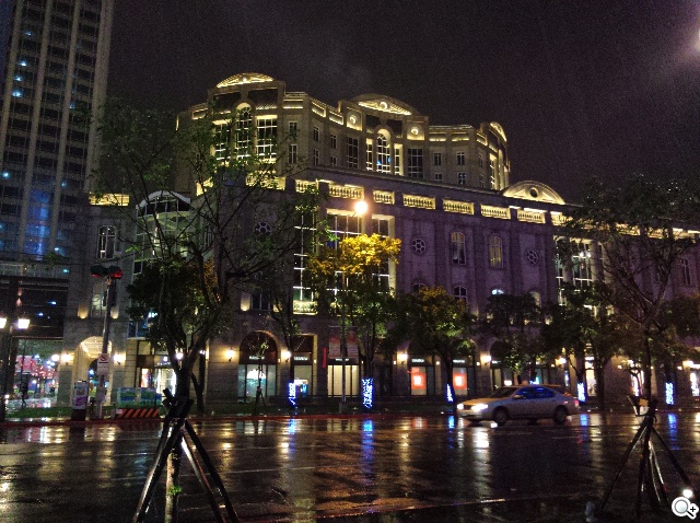 OPPO N1實測！206度隨意翻轉鏡頭、自拍巨屏靓機體驗