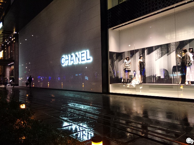 OPPO N1實測！206度隨意翻轉鏡頭、自拍巨屏靓機體驗