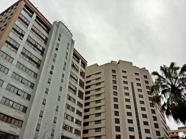 OPPO N1實測！206度隨意翻轉鏡頭、自拍巨屏靓機體驗