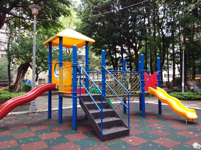 OPPO N1實測！206度隨意翻轉鏡頭、自拍巨屏靓機體驗