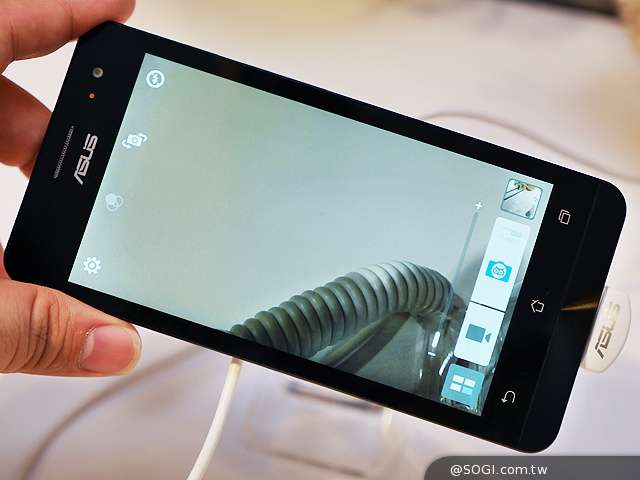ASUS全新ZenUI特色一覽 ZenFone系列4月登台